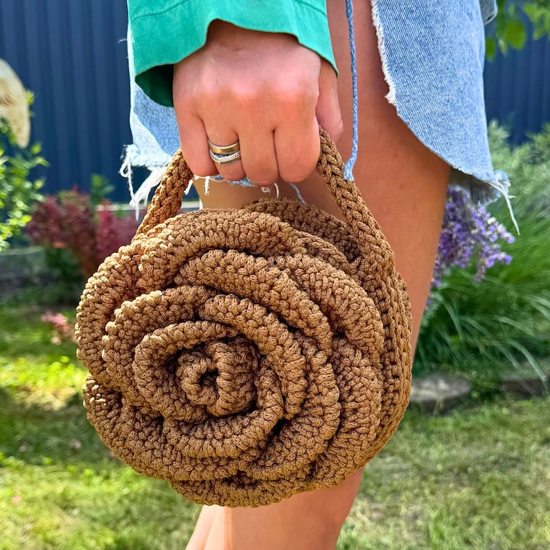Flower Bag rose crochet pattern